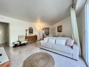 Menton, Sea View Center, Spacious, Air Conditioning - Image 2