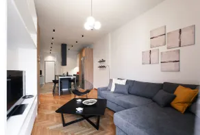 Urban 2BD apt next to Piraeus port and metro - Image 2