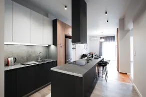 Urban 2BD apt next to Piraeus port and metro - Image 3