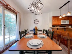 Condo - on the mountain, surrounded by nature, Ski-in/out - Image 2