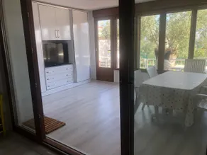 2+1 Villa Floor with Garden and Sea View in Altınoluk - Image 5