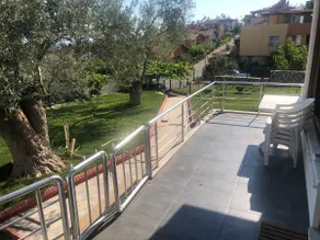 2+1 Villa Floor with Garden and Sea View in Altınoluk - Image 4