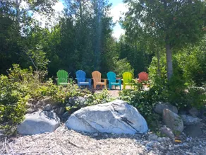 Lakefront log cabin in the woods! - Image 4