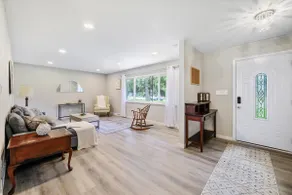 4BR Luxury, Spacious, Big driveway, Best location - Image 5
