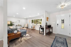 4BR Luxury, Spacious, Big driveway, Best location - Image 4