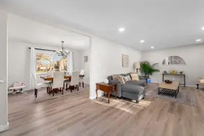 4BR Luxury, Spacious, Big driveway, Best location - Image 3