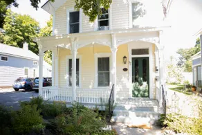 Historic house Downtown Saratoga Springs - Image 3