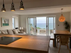 Cornish Seaside Apartment with Fantastic Sea Views - Image 2