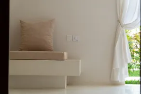 Hibiscus Ivory Suite@Ghepard Exclusive Residence - Image 4