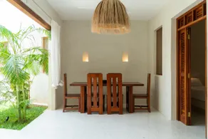 Hibiscus Ivory Suite@Ghepard Exclusive Residence - Image 3