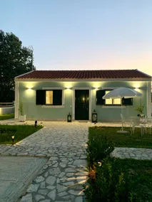 Tesoro Luxury Villa - Image 3