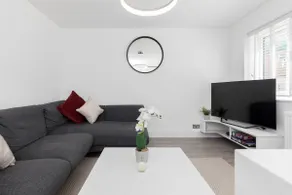 Luxury 1 bedroom apartment in St. Albans - Image 2