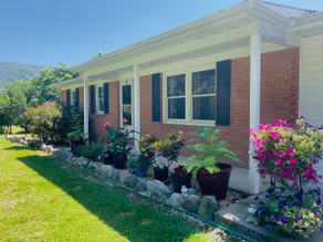 Comfy 3-bedroom country house - Image 2