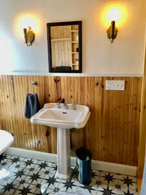 Cheerful Catskill Village Cottage - Image 5