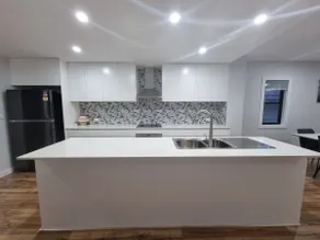The Sweet Escape - New & Spacious 5 bedrooms, 5 min from popular beaches - Image 3