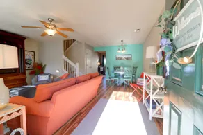 Cozy Coastal Crib near Downtown and the Beach! - Image 4