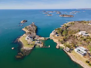 Your own Thimble Islands private cottage! (accessible by car via Old Quarry) - Image 2