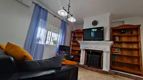 Full apartment in Alhaurín de la Torre - Image 2