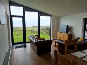 Silver Strand Chalets - Chalet 1 - Image 4
