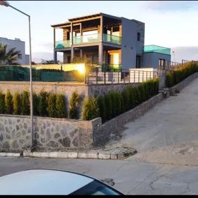 Villa with private private pool and sea views - Image 5