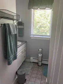Saugerties 2 bedroom apartment in wooded setting - Image 4