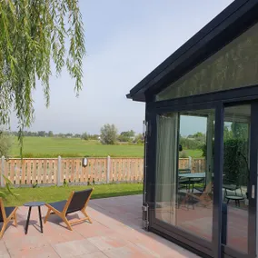 Detached house on nature reserve - Image 5
