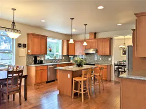 Comfort and quiet 7 bedroom home - Image 3