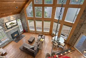 Luxury Lakeview Dream Cottage with Hot Tub - Image 2