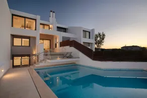 Serenity Villa 2 with Pool - Image 2