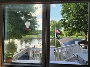 Waterfront, 20 person tiki bar, boat dock! - Image 4