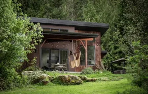 Bellingham Meadows- with hot tub and king size bed - Image 3