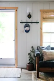 Newly renovated, 3 bedroom, cozy lake house. - Image 3