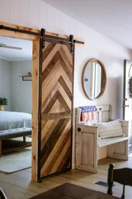 Newly renovated, 3 bedroom, cozy lake house. - Image 2
