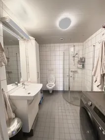 Spacious apartment with patio - Image 3