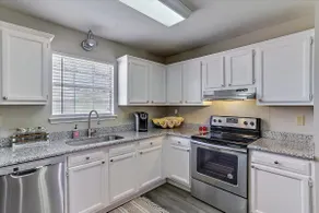 Entire Home in Flowood / Brandon. Easy Access - Image 5