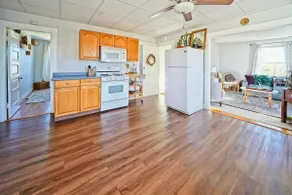 Castle Hill Lookout - Comfortable and Spacious Home - Image 5