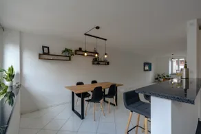 Apartment in the city center with free parking - Image 5