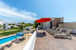 Best condo in the area, 2 bedrooms and pool - Image 2