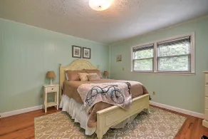 The Campbell House 18 acres of country paradise! - Image 2
