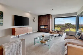 PaSO PaNORAMA-Swimming Pool Hot Tub & Views - Image 2