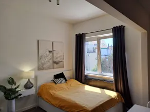 Modern studio next to Cinquantenaire Park - Image 4