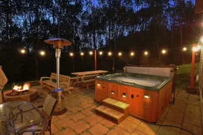 Hidden Gem💎Large Ellicottville Chalet🍁Woods⛷ Hot Tub 🕹️ Arcade Fun 🔥Fire Pit - Image 4