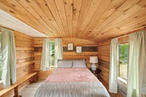 Better than Glamping, 2BR Cabin 1BA w/ Soaking Tub - Image 4