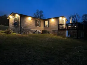 Country Home Near Smith Mountain Lake. - Image 3