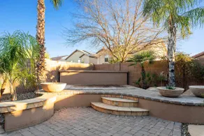 CUTE 3 bedroom home with outdoor kitchen, Sleeps 6 - Image 2