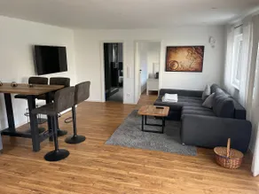 Beautiful apartment with terrace and garden view - Image 2