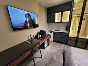 La Mirage Suite 06 - Image 2
