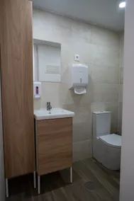 Bathrooms - Image 4