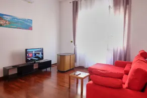 100 mts from the beach, prime location in Maiori - Image 4