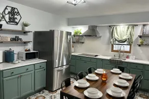 BayView Charm | House in Milwaukee with 3 parking - Image 3